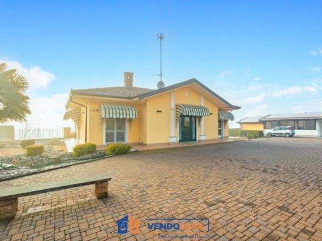 Villa Indipendente in vendita a Piemonte, Cuneo