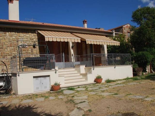 Villa Indipendente in vendita a Magliano In Toscana, Toscana