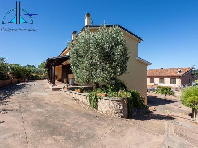 Villa Indipendente in vendita a Roma Capitale, Lazio