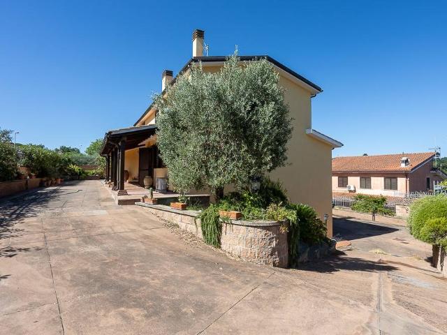Villa Indipendente in vendita a Roma Capitale, Lazio