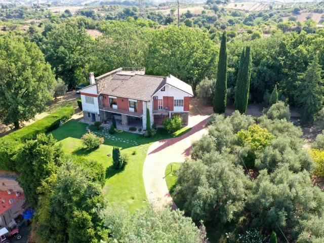 Villa Indipendente in vendita a Roma Capitale, Lazio