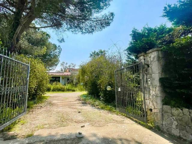 Villa Indipendente in vendita a Puglia, Lecce