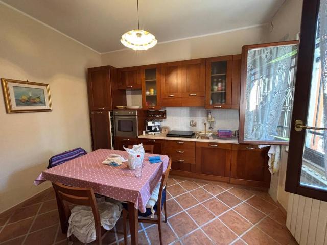 Villa Indipendente in vendita a Magnacavallo, Lombardia