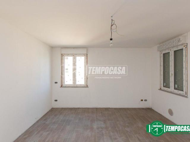 Villa Indipendente in vendita a Magnago, Lombardia