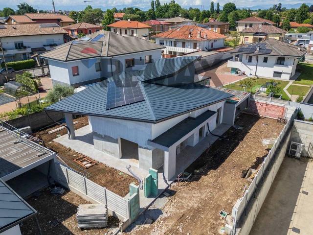 Villa Indipendente in vendita a Magnago, Lombardia