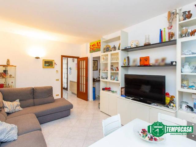 Villa Indipendente in vendita a Magnago, Lombardia