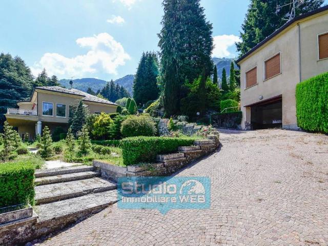 Villa Indipendente in vendita a Magreglio, Lombardia