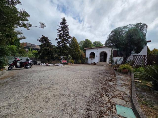 Villa Indipendente in vendita a Calabria, Cosenza
