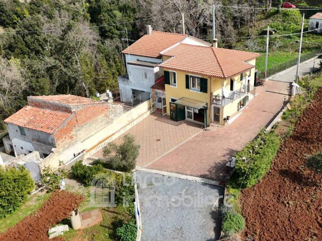 Villa Indipendente in vendita a Calabria, Cosenza