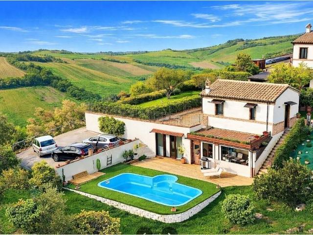 Villa Indipendente in vendita a Marche, Ancona