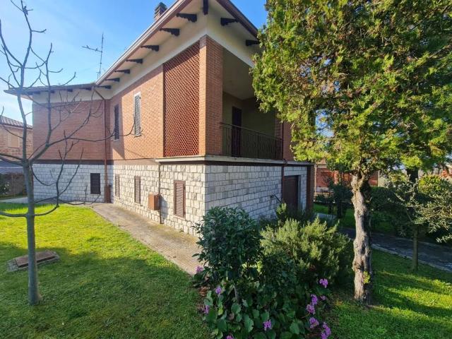 Villa Indipendente in vendita a Marche, Ancona