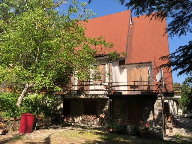 Villa Indipendente in vendita a Unione di comuni Valmarecchia, Maiolo