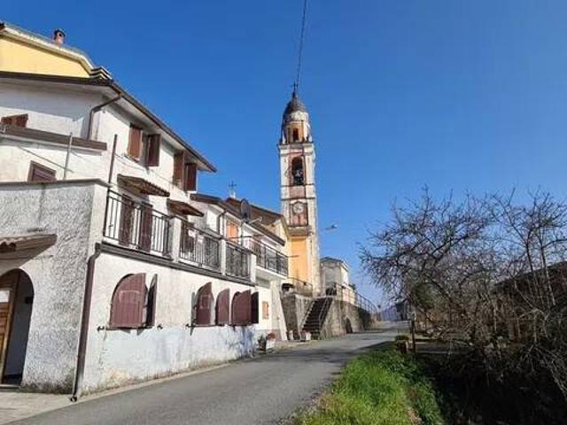 Villa Indipendente in vendita a Maissana, Liguria