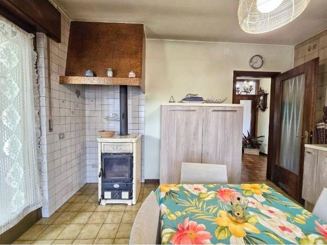 Villa Indipendente in vendita a Pers, Majano / Maian