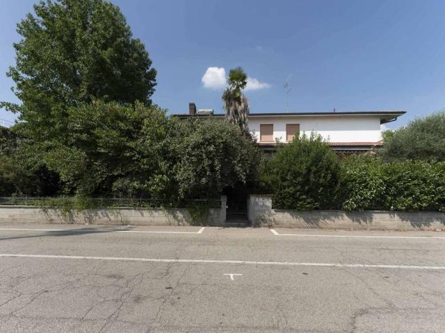 Villa Indipendente in vendita a Unione Terre di Pianura, Malalbergo