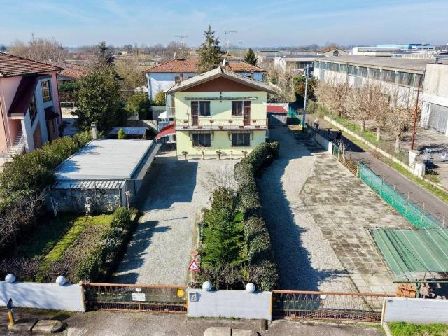 Villa Indipendente in vendita a Unione Terre di Pianura, Malalbergo