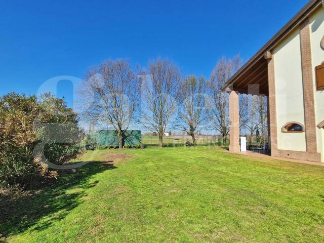Villa Indipendente in vendita a Unione Terre di Pianura, Malalbergo