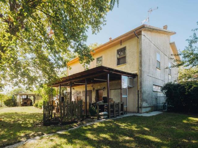 Villa Indipendente in vendita a Unione Terre di Pianura, Malalbergo