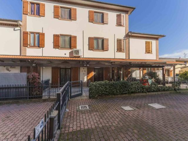 Villa Indipendente in vendita a Unione Terre di Pianura, Malalbergo