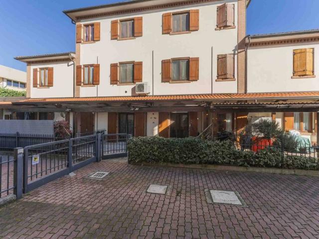 Villa Indipendente in vendita a Unione Terre di Pianura, Malalbergo