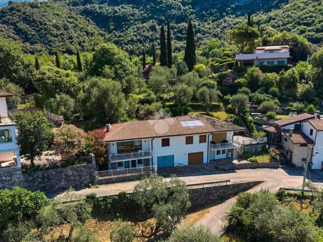 Villa Indipendente in vendita a Malcesine, Veneto