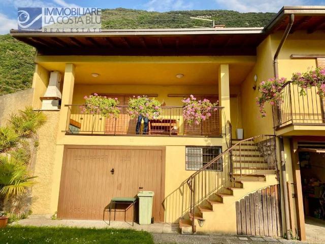 Villa Indipendente in vendita a Malcesine, Veneto