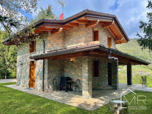 Villa Indipendente in vendita a Comunità montana della valle Camonica, Malegno
