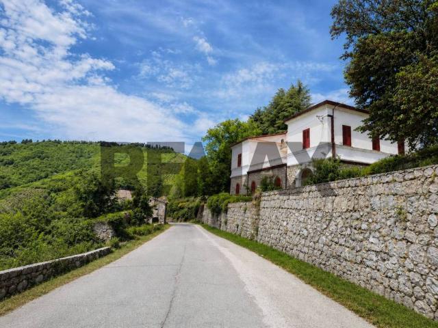 Villa Indipendente in vendita a Calabria, Cosenza