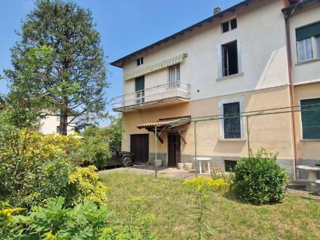 Villa Indipendente in vendita a San Salvatore, Malnate