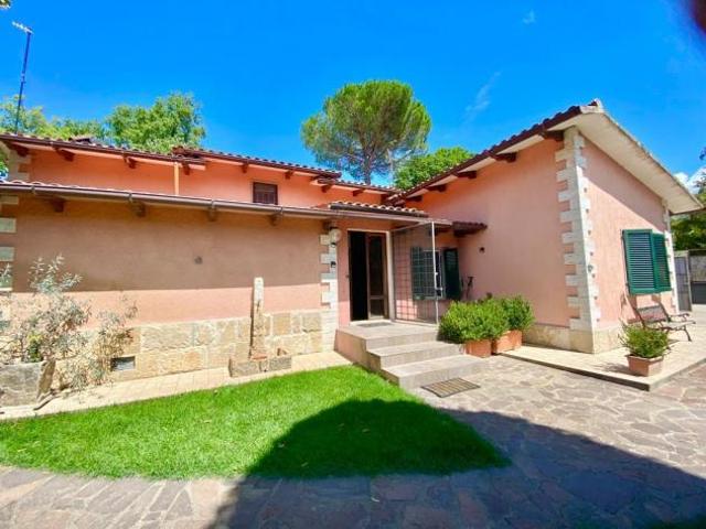 Villa Indipendente in vendita a Unione di Comuni Montani Colline del Fiora, Manciano