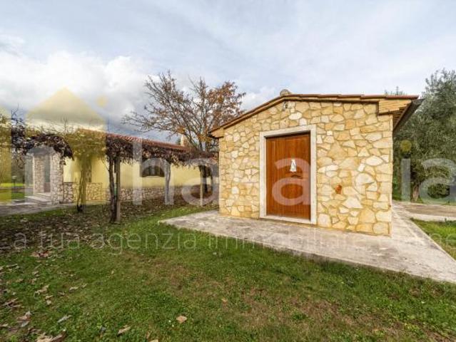 Villa Indipendente in vendita a Unione di Comuni Montani Colline del Fiora, Manciano