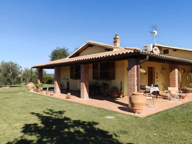 Villa Indipendente in vendita a Unione di Comuni Montani Colline del Fiora, Manciano