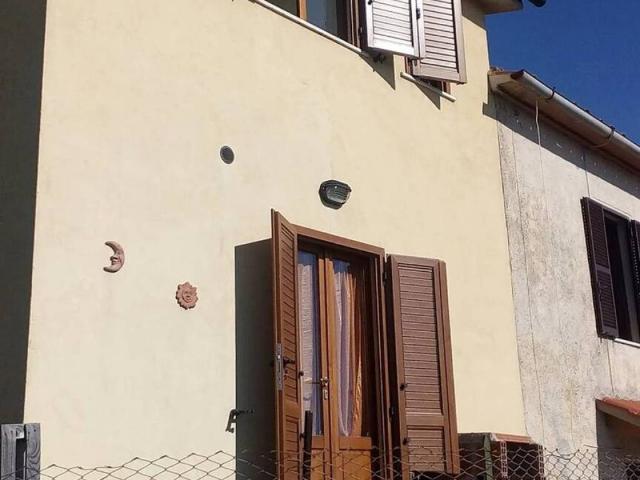 Villa Indipendente in vendita a Unione di Comuni Montani Colline del Fiora, Manciano