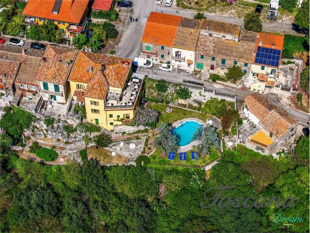 Villa Indipendente in vendita a Unione di Comuni Montani Colline del Fiora, Manciano