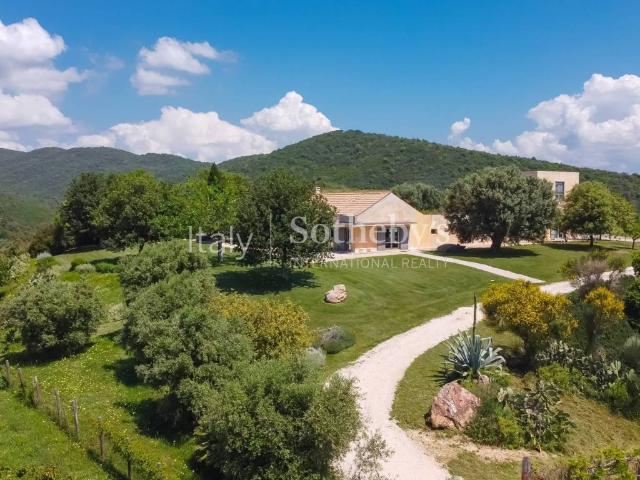 Villa Indipendente in vendita a Unione di Comuni Montani Colline del Fiora, Manciano