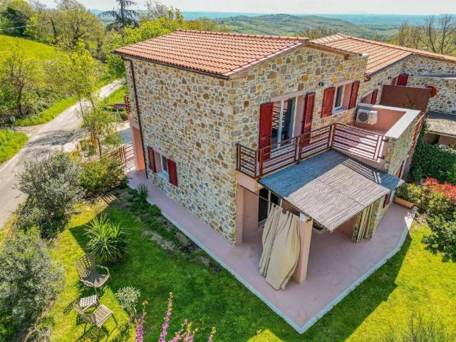 Villa Indipendente in vendita a Unione di Comuni Montani Colline del Fiora, Manciano