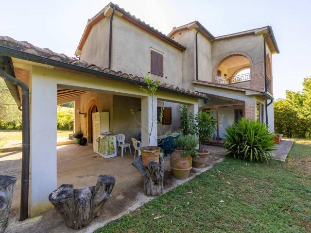 Villa Indipendente in vendita a Unione di Comuni Montani Colline del Fiora, Manciano