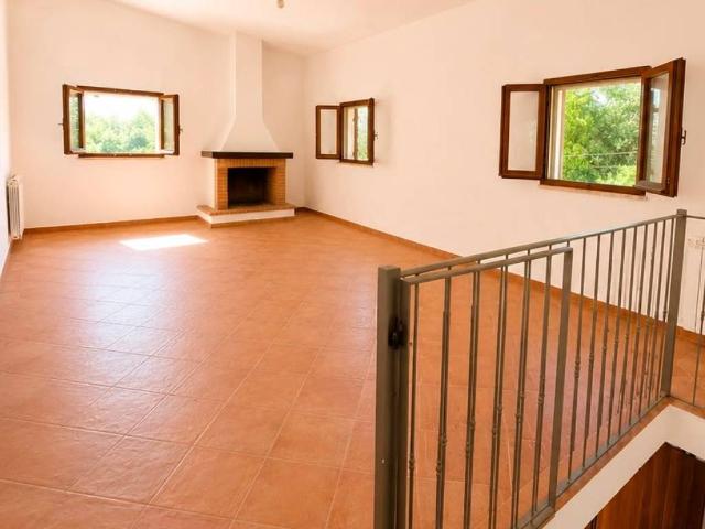 Villa Indipendente in vendita a Unione di Comuni Montani Colline del Fiora, Manciano