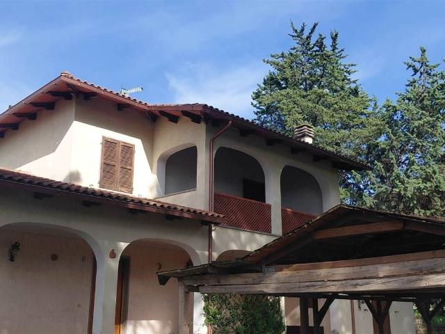 Villa Indipendente in vendita a Unione di Comuni Montani Colline del Fiora, Manciano