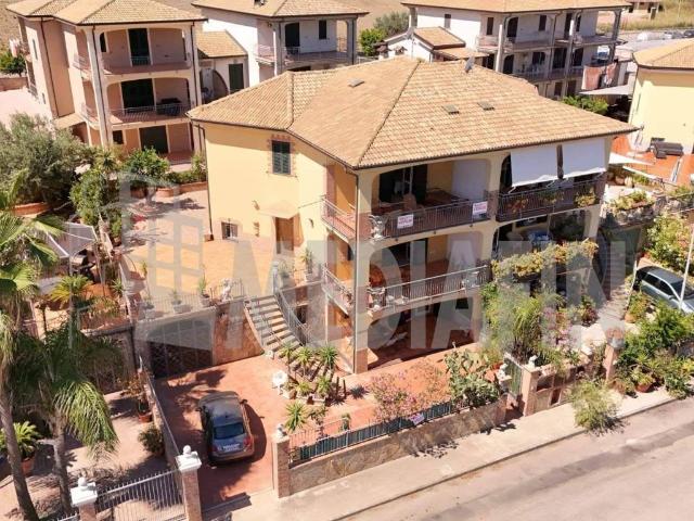Villa Indipendente in vendita a Calabria, Cosenza