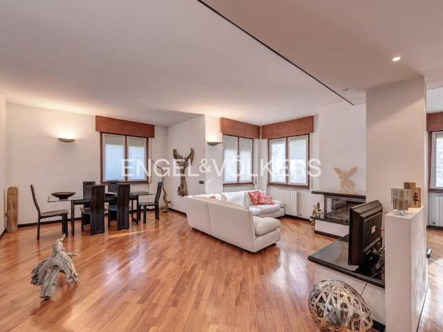 Villa Indipendente in vendita a Maggiana, Mandello del Lario