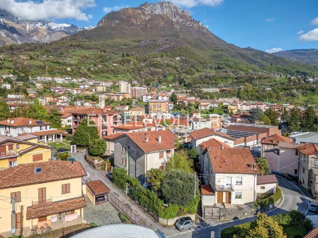 Villa Indipendente in vendita a Somana, Mandello Del Lario