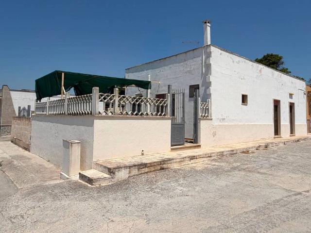 Villa Indipendente in vendita a San Pietro in Bevagna, Manduria