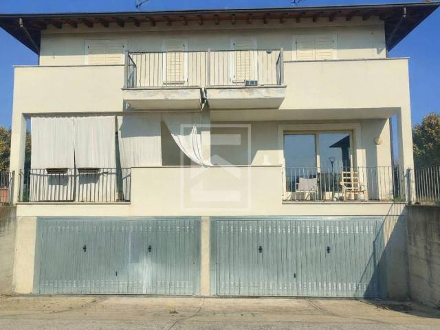 Villa Indipendente in vendita a Crociale, Manerba Del Garda