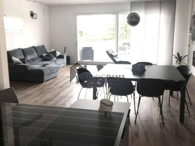 Villa Indipendente in vendita a Gardoncino, Manerba Del Garda