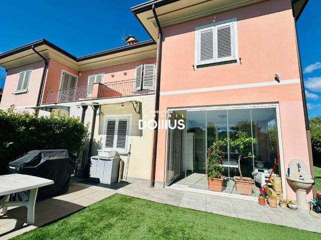 Villa Indipendente in vendita a Balbiana, Manerba Del Garda