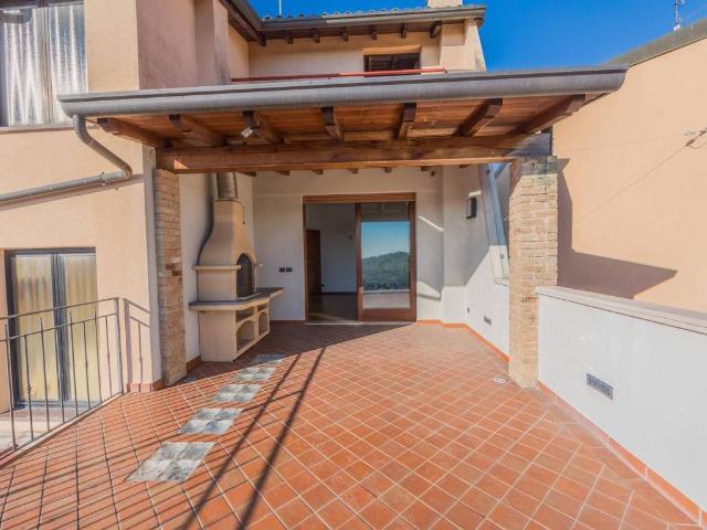 Villa Indipendente in vendita a Montinelle, Manerba Del Garda