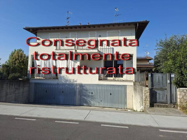 Villa Indipendente in vendita a Balbiana, Manerba Del Garda