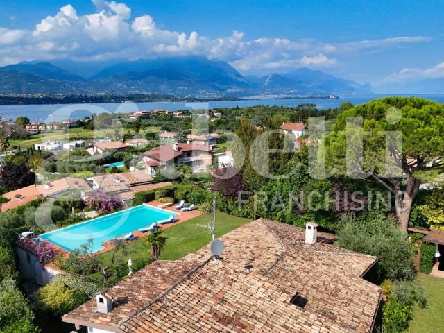 Villa Indipendente in vendita a Montinelle, Manerba Del Garda