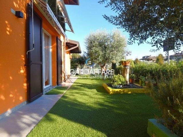 Villa Indipendente in vendita a Crociale, Manerba Del Garda